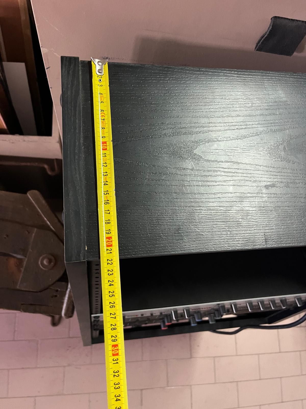 Rack com material de som
