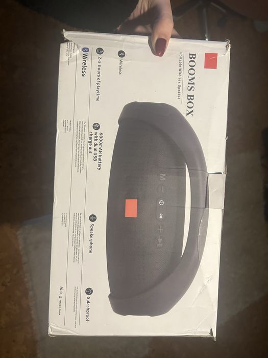 Coluna BOMBOX em perfeito estado.