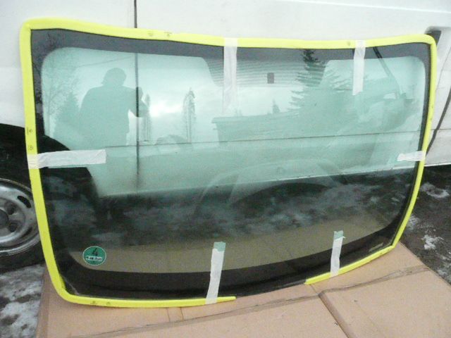 Лобове скло на Віваро,Трафік,Виваро Лобовое Trafic,Vivaro Двери стекло