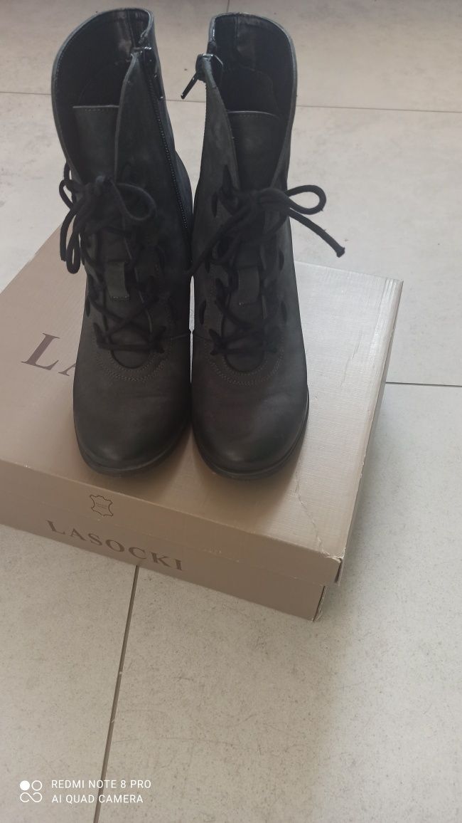Botki skórzane Lasocki rozm. 38
