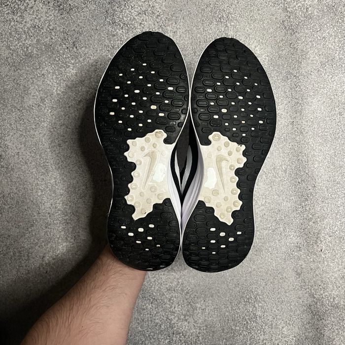 Nike Revolution 7 оригінальні чоловічі бігові кросівки найк zoom react