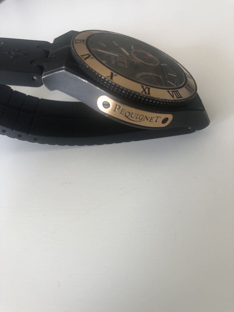 Pequignet vintage royale gold