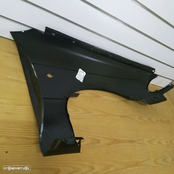 Guarda-lamas Opel Astra F novo