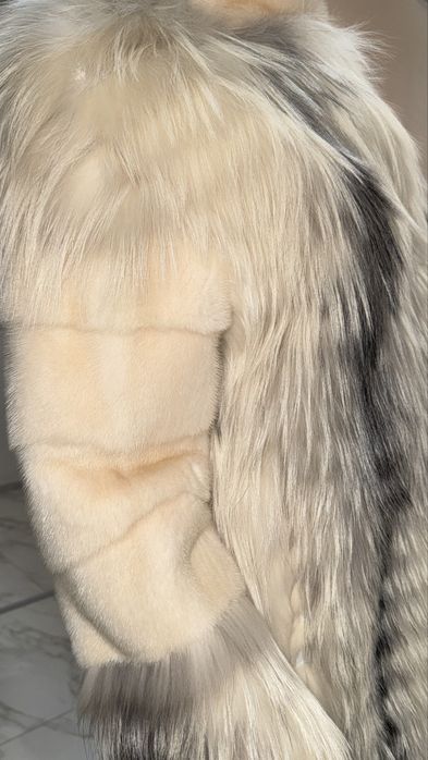 Норкова шуба розкішна