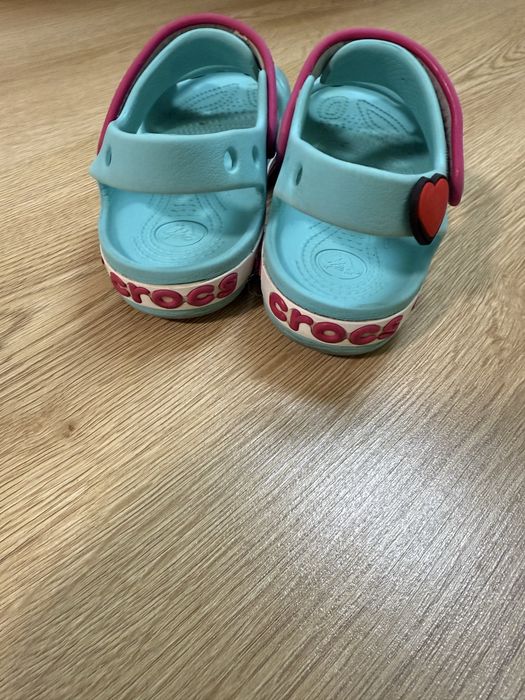 Crocs с12 сандалі для дівчинки