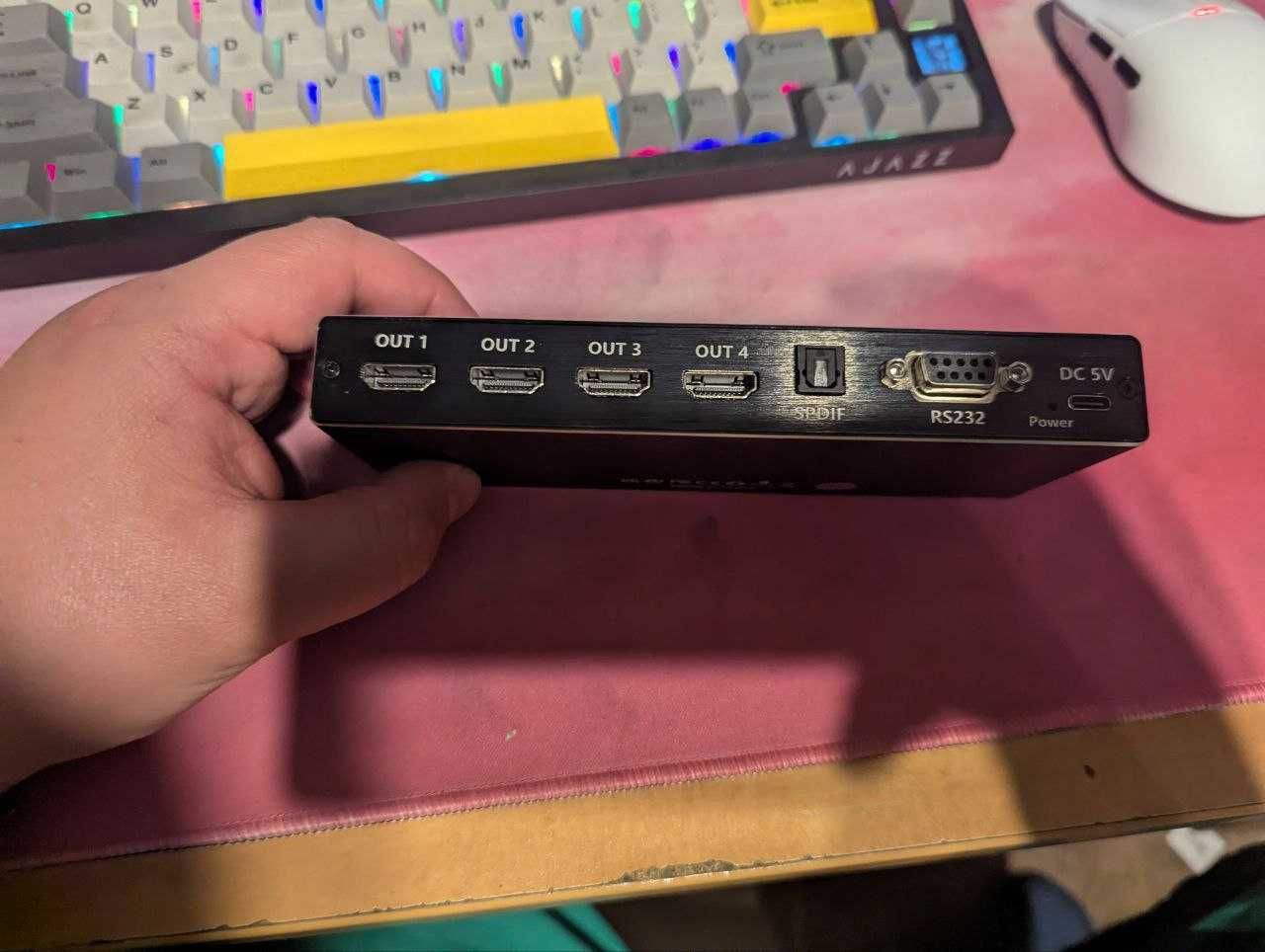 HDMI Video Wall Controller 2×2 4K UltraHD (HDMI / DVI / AUX) type-c