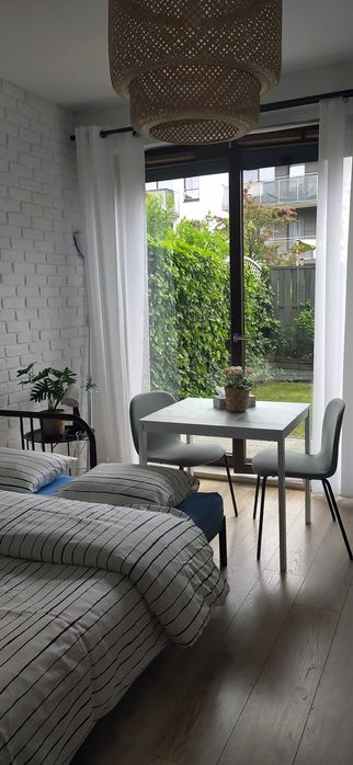 Rezerwacja wynajmę 32m z ogródkiem i garażem  WILANÓW