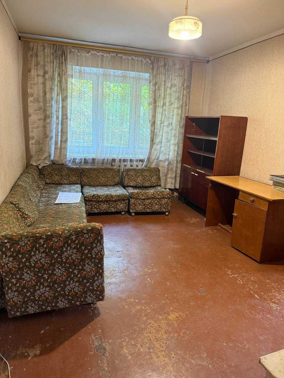 Продам 3 комнатную  квартиру Малиновского\Космонавтов