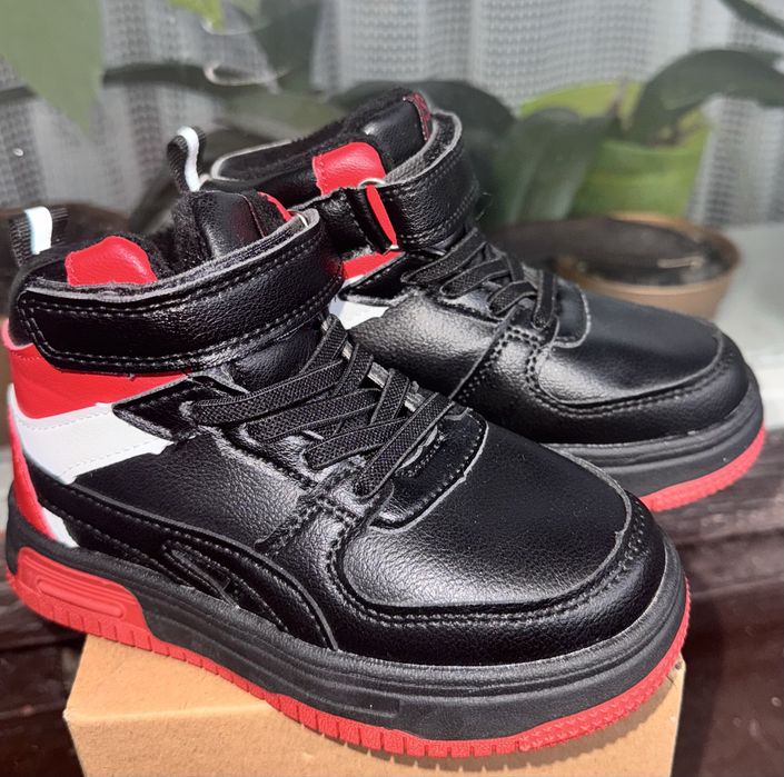 Теплі осінні черевички для хлопчика