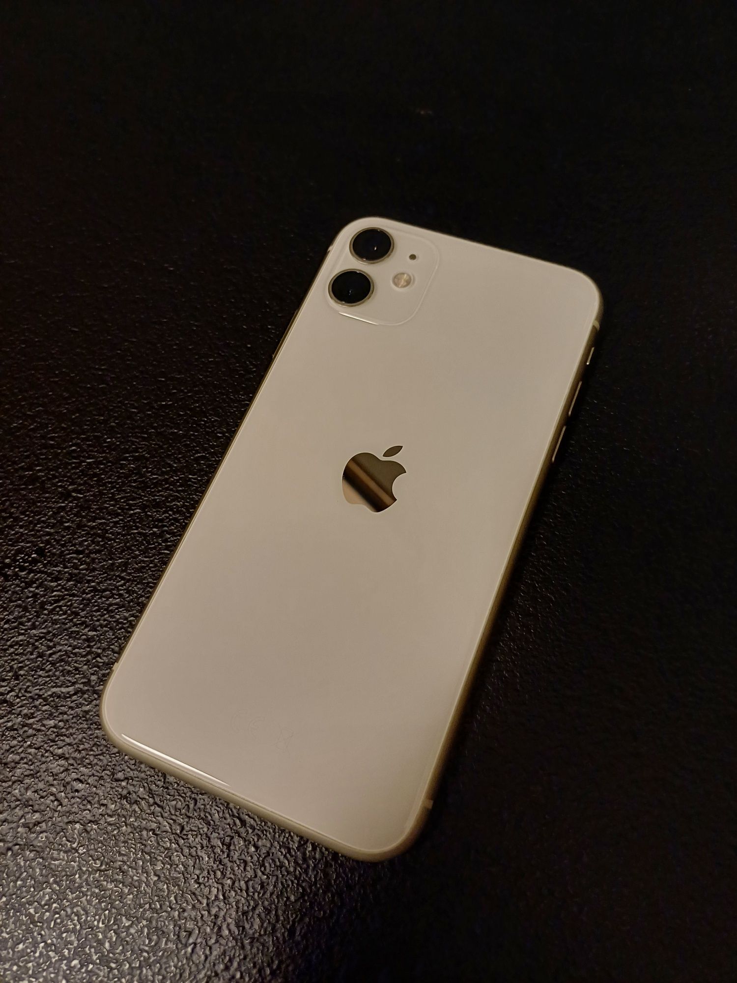 iPhone 11 64GB Biały GWARANCJA APPLE 100% Kondycji baterii