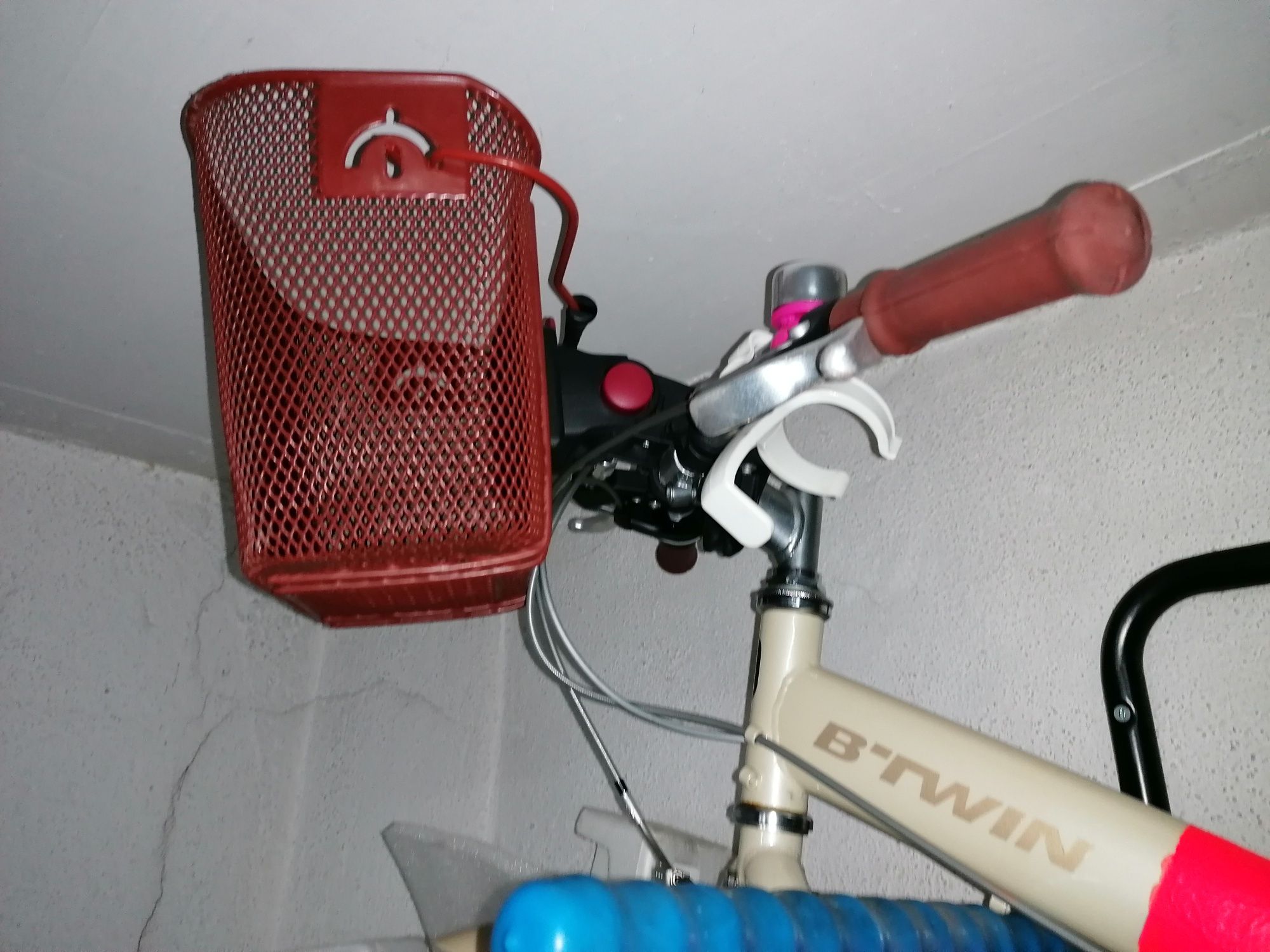NOVO PREÇO - Bicicleta roda 24 Decathlon