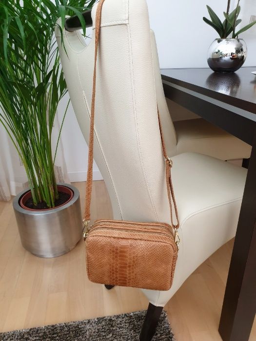 TOREBKA skórzana listonoszka kroko z paskiem V401 camel