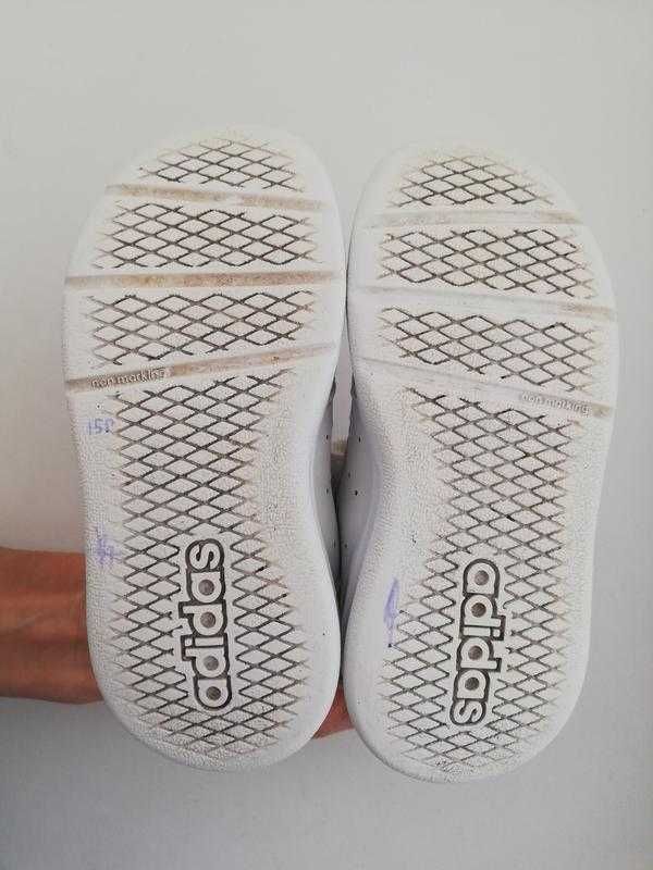 Кроссовки adidas tensaur 25 р.