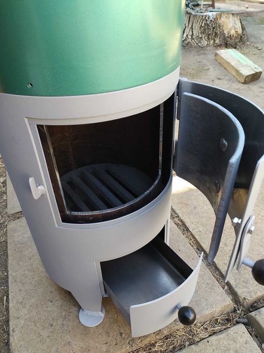 Водонагрівач " ТІТАН " на дровах. на 100 літрів