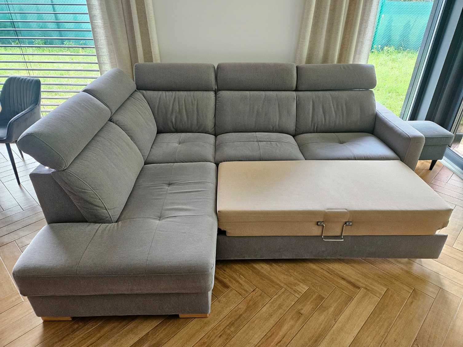 Narożnik rogówka z funkcją spania - jasnoszary 252x200x93 - stan bdb