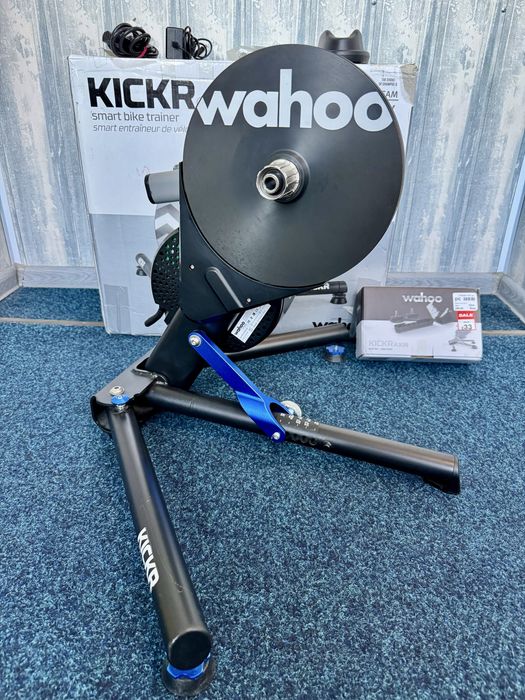 Смарт-станок Wahoo kickr v4 | Повний комплект | Zwift | Велостанок