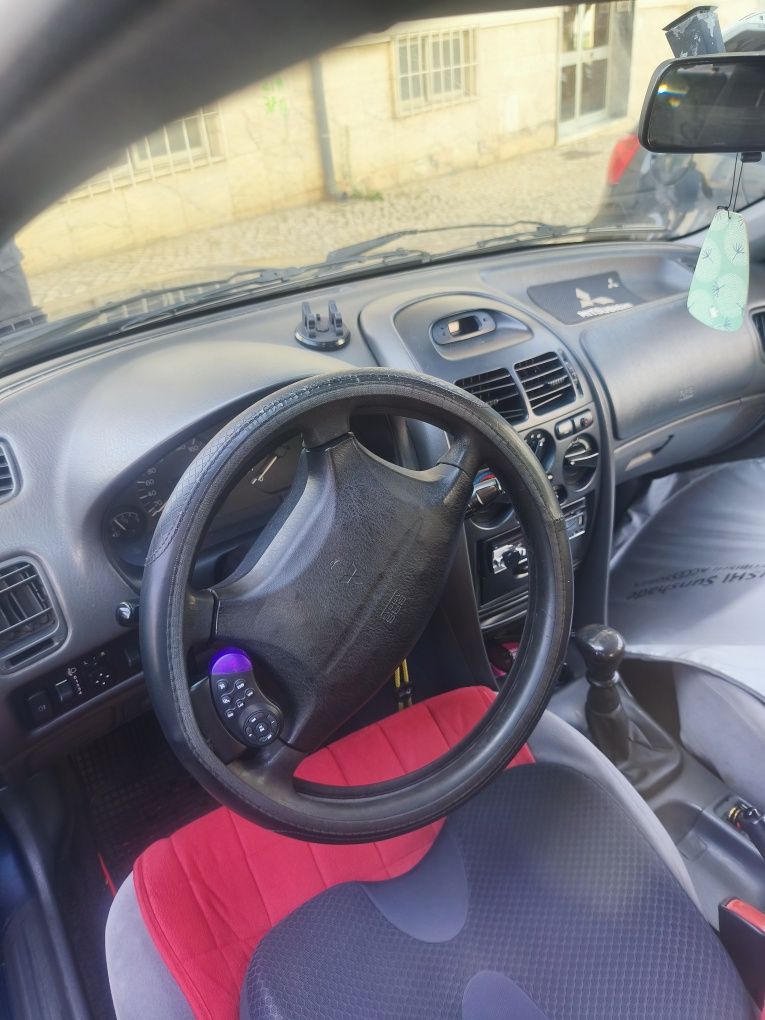 Mitsubishi carisma Hatchbac 98-228.008kms/101cv/1600cc-2 DONOS