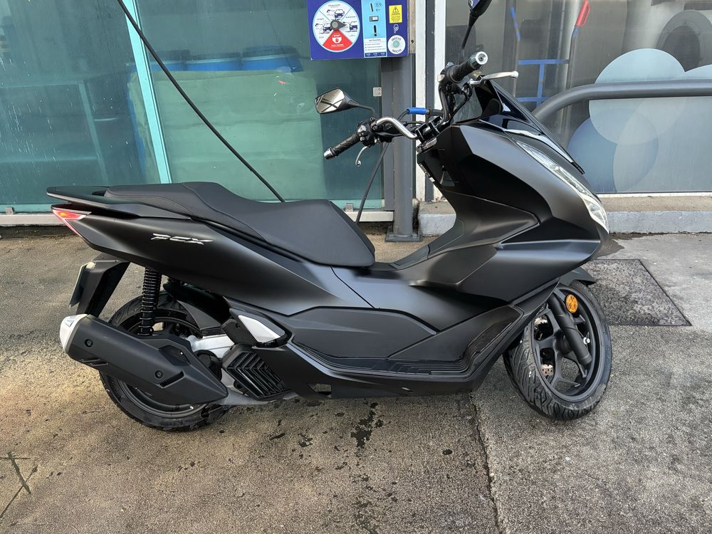 Honda PCX 125 Como Nova