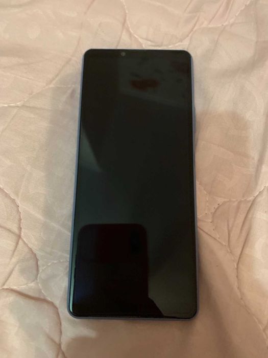 Продам телефон Sony Xperia 10 III