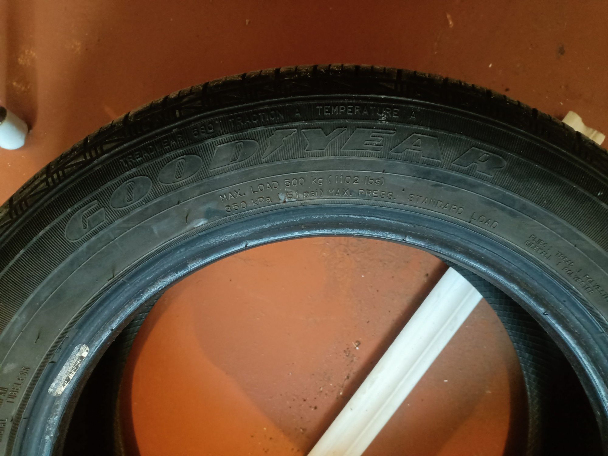 Продам 175 65 15 Goodyear