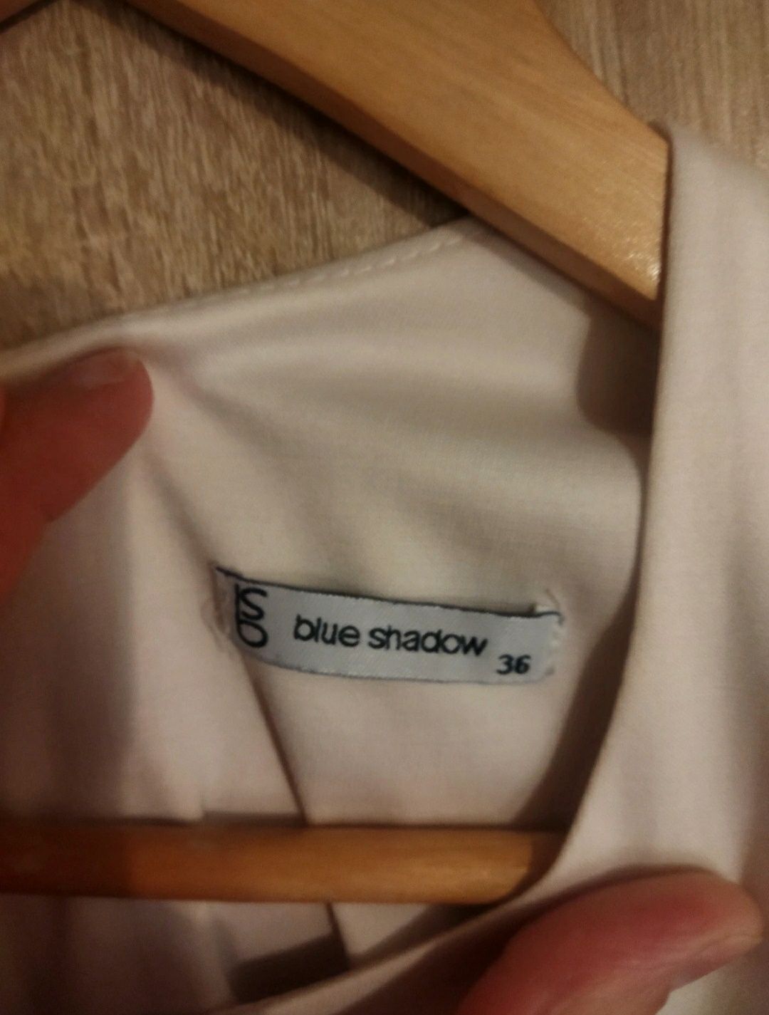 Sprzedam sukienkę firmy Blu Shadow