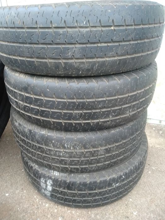 Вантажні 205/75/16C 3шт.