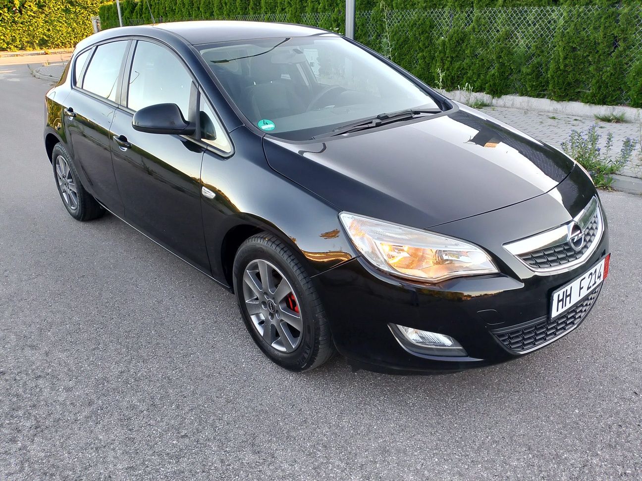 Opel Astra J Klima Alufelgi 1.6 16v z Niemiec