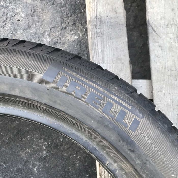 Шини Pirelli Sottozero 3 RFT 245/50R19 Комплект Зимові Б/у Оригінал