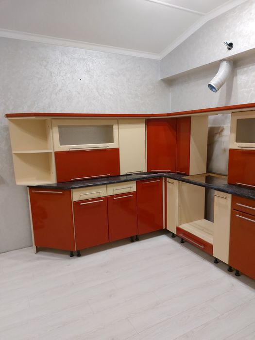 Меблі кухонні бу