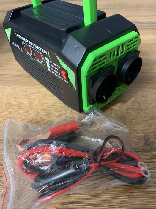 Інвертор 12/220 для резервного живлення