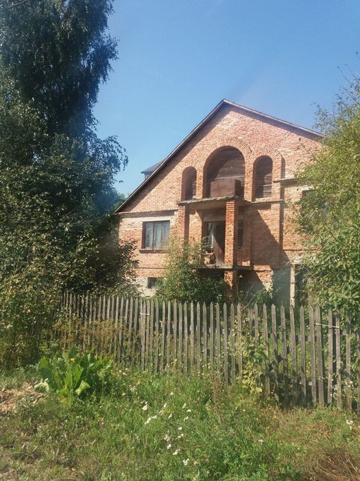 Продам будинок . Волинська обл
