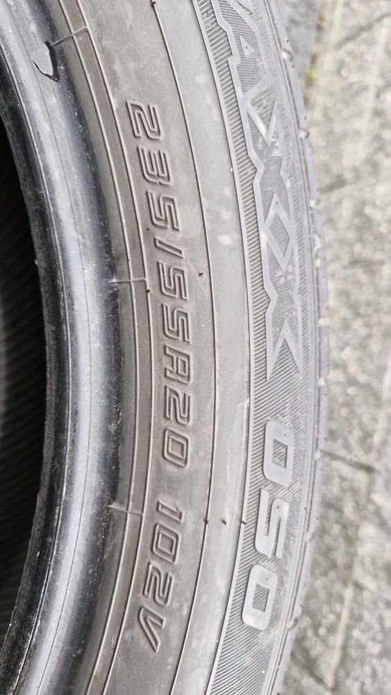 Opony Dunlop Maxx 235/55 R20