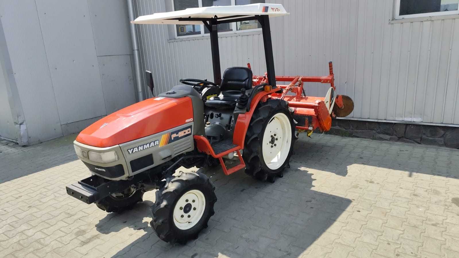 Japoński traktorek Yanmar F 200 z glebogryzarką 4x4 20 km