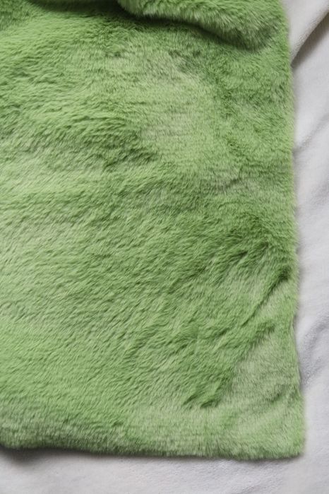 Мʼяка норка, зеленого кольору 50х50см