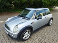 Cooper Mini One 1.6 benzyna rok 2002