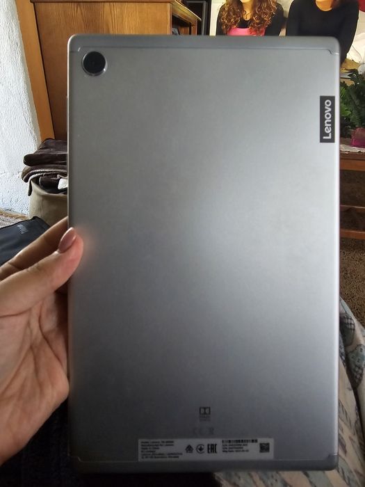 Tablet Lenovo modelo TB- X606F