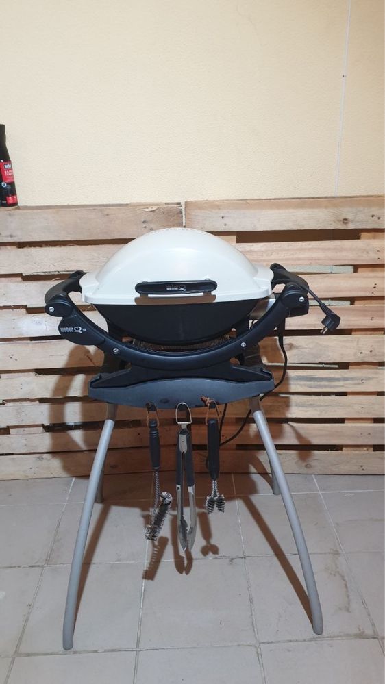 Електричний гриль Weber Q1400