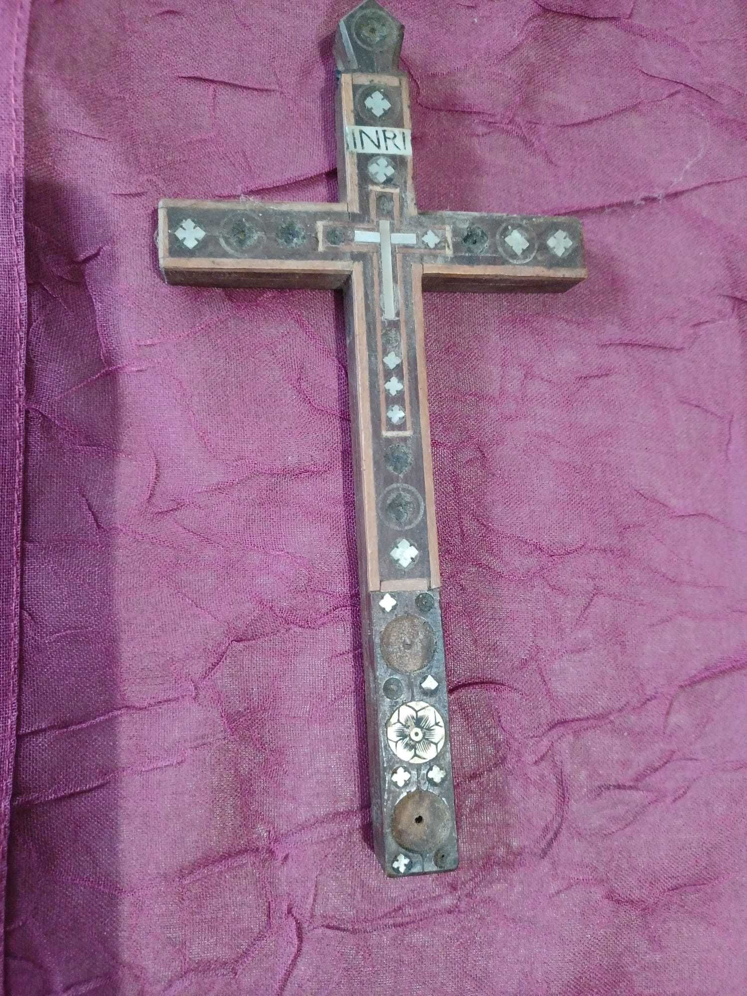 Coleção de crucifixos
