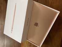 Laptop Macbook air 13 z 2018 roku kolor:rose gold w pełni działający.