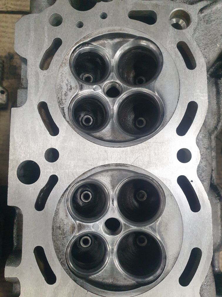 Головка ГБЦ 4.7 2UZ FE Lexus LX470 GX470, Land cruiser 100 без VVTI