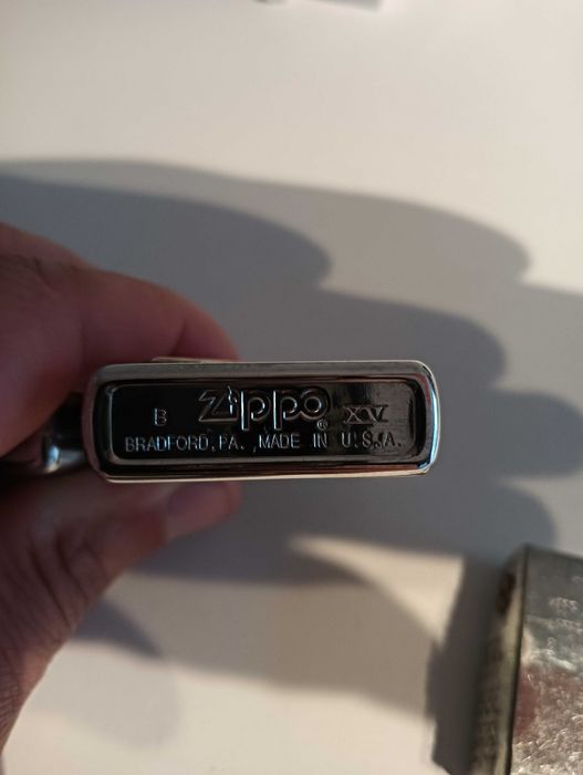 Kolekcjonerska zapalniczka Zippo Indian Spirit Feather z turkusem