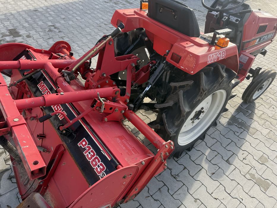 Японський трактор Mitsubishi MT18