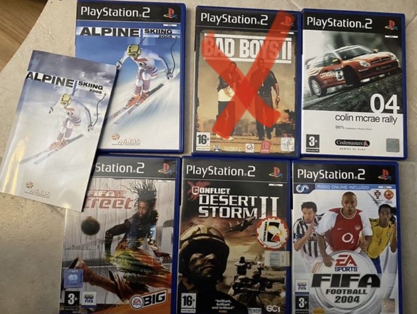 Lote de 21 Jogos PS2 - OFERTA PORTES