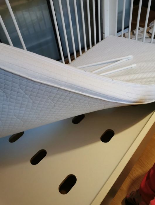 Łóżeczko tapczanik drewniany dla dzieci biały