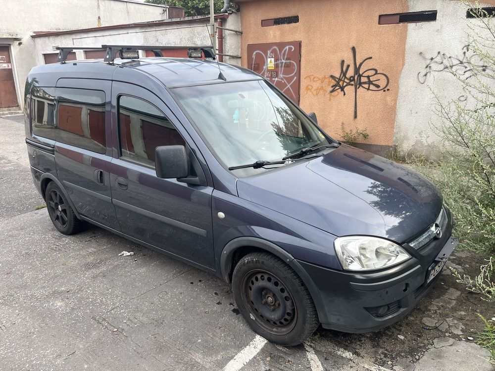 Opel combo c tour 1.7 cdti