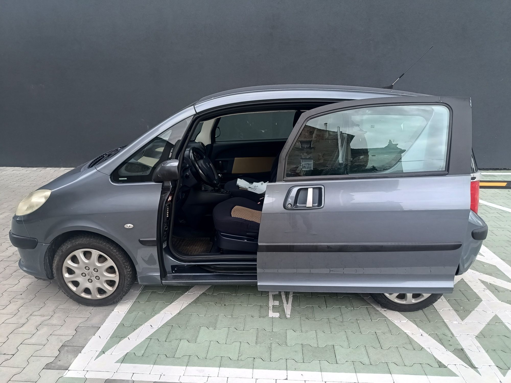 Peugeot 1007 , silnik 1.4