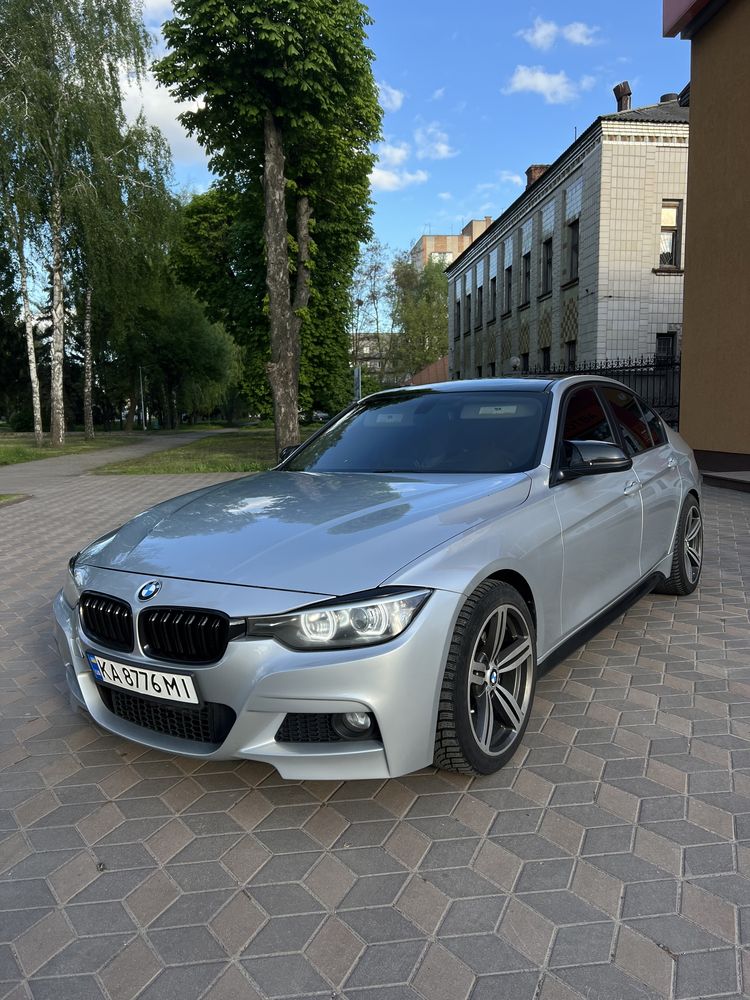 BMW 328 f30 2012