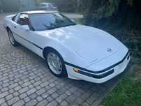 Chevrolet Corvette opłacony, jeżdżąca