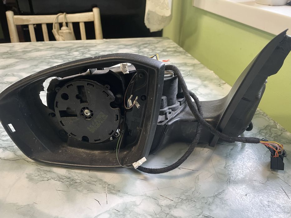 Корпус дзеркала Шкода SKODA OKTAVIA A7