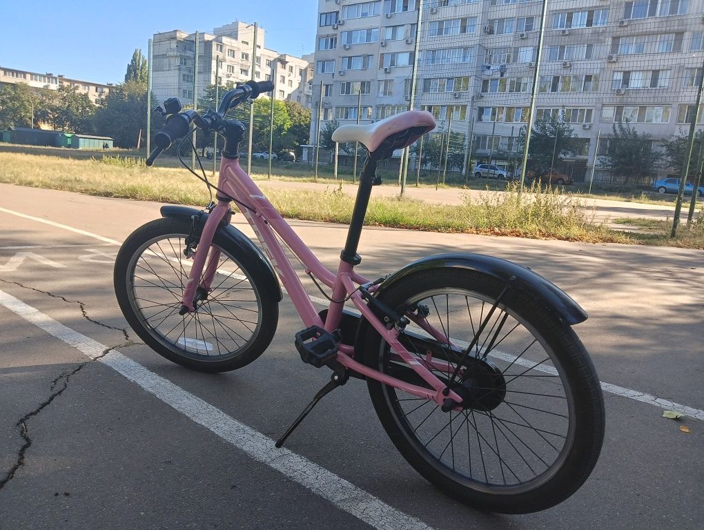 Велосипед TREK  для дівчинки